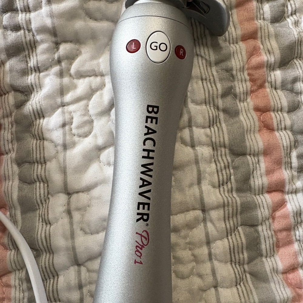 Beachwaver Pro 1 Curling Iron